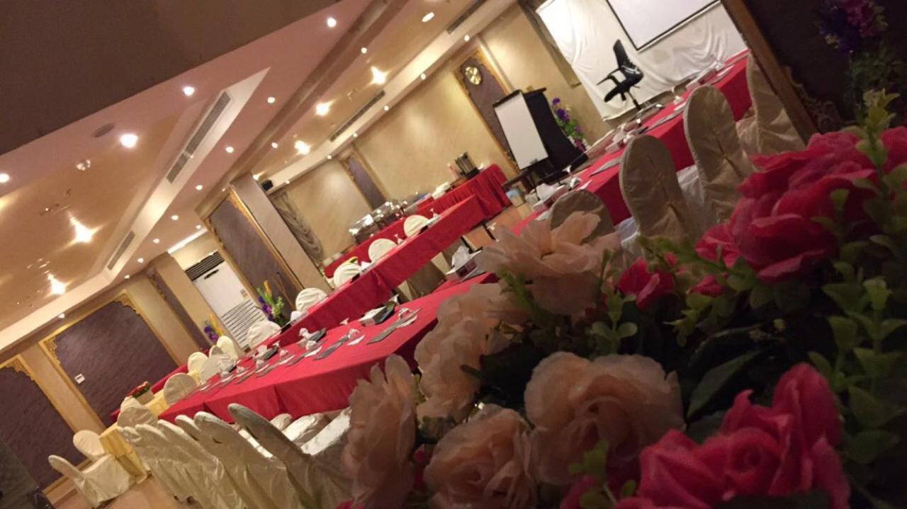 Diwan Alaseel Alraqi Jeddah Exterior foto